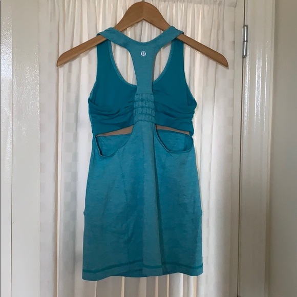 Lululemon tank - Picture 3 of 7